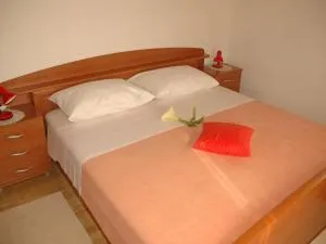 Apartment Vukorep - Two Bedroom Apartment with Terrace and Field View - Suđurađ