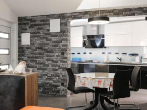 Apartment Tonka - Two Bedroom Apartment - ST