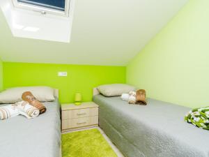 Apartments Donita - Standard Two Bedroom Apartment with Balcony and Sea View