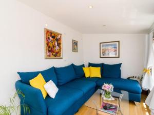 Apartment Emma - Two Bedroom Apartment with Balcony and Sea View