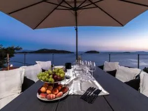 Villa Desire - Three Bedroom Villa with Pool and Sea View - Brna