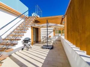 Apartment Lula - Superior Two-Bedroom Apartment with Balcony and Sea View