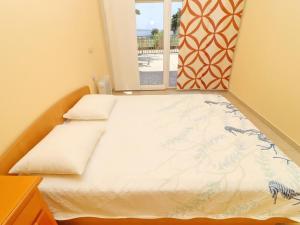 Apartments Villa Michele-One Bedroom Apartment with Terrace Smokva