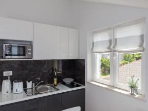 Amorino of Dubrovnik Apartment - Two Bedroom Apartment with Terrace and Sea View 