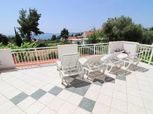 Apartments Villa Michele-Three Bedroom Apartment with Terrace Mandarin - Duba