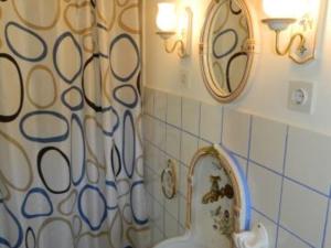 2 bedroom apartment with terrace