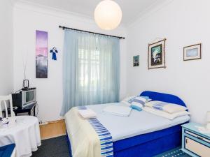 Guest House Ivana -Two Bedroom Apartment with Garden