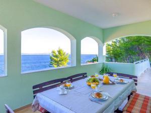 Seafront Holiday Home Marija-Three Bedroom Holiday Home with Sea View