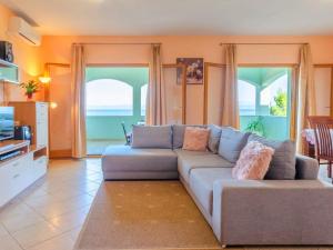 Seafront Holiday Home Marija-Three Bedroom Holiday Home with Sea View