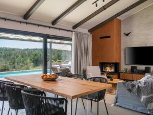 Villa Noeli with Swimming Pool