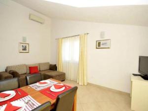 Apartments Villa Moonlight - Standard One Bedroom Apartment with Balcony Alice