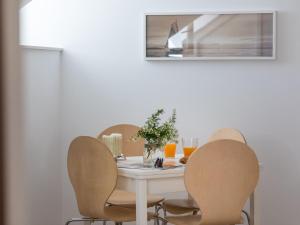 Apartments Odin - One-Bedroom Apartment with Terrace and Sea View - 4