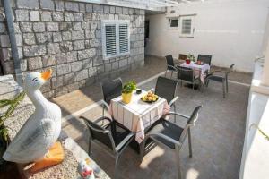 Guest House Kusalo- Studio Apartment with Patio Studio 1