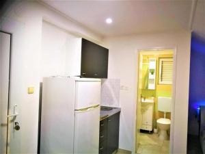 Apartments Milic - Studio Apartment with Sea View 4 - 2