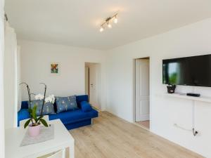 Color Apartments - Standard One-Bedroom Apartment with Terrace and Partial Sea View Red