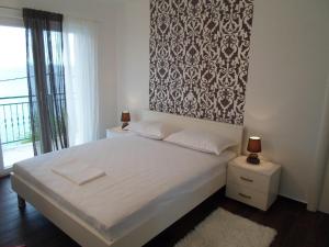 House Karlo Apartments - One-Bedroom Apartment with Two Balconies and Sea View A5