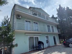 Apartments Smokvica - Three Bedroom Apt Terrace