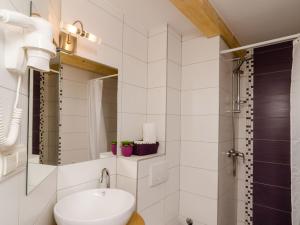 Lavender Garden Apartments - Studio Apartment Ground floor - APT 1