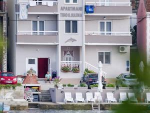 Apartments Tiho & Jelena- One Bedroom Apartment with Balcony and Sea View Maestral