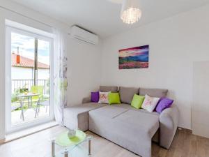 Apartment Anamaris ST - One Bedroom Apartment with Terrace and Sea View