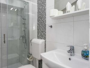 Villa Mirjana - Standard Studio Apartment with Terrace and Sea View Lavanda