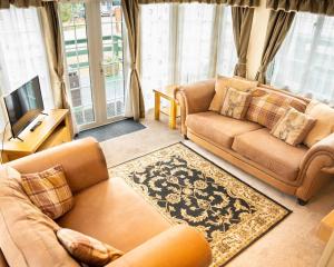 The Oaks Caravan at Kingsmead