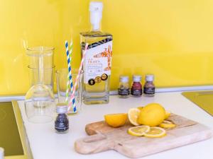 Apartments Villa Lukas - No 9 Gallery Two Bedroom Apartment with Balcony and Sea View