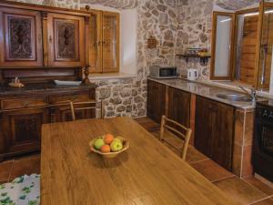 Holiday Home Stari Zoganj - Two Bedroom Holiday Home with Terrace and Swimming Pool