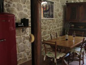 Holiday Home Stari Zoganj - Two Bedroom Holiday Home with Terrace and Swimming Pool