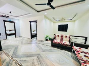 Orion Studio Service Apartment