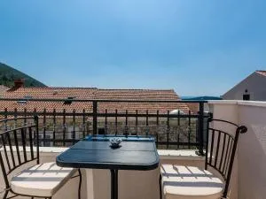 Apartments Life - Two Bedroom Apartment with Balcony and Sea View - Luncijata