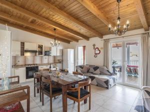 Apartment Keko - Three Bedroom Apartment with Terrace