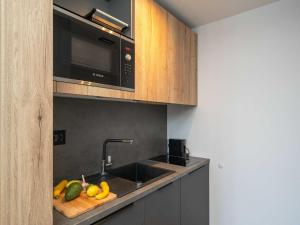 Apartments Villa Royale - Deluxe One Bedroom Apartment with Sea View