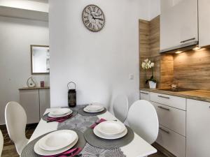 Apartments Victoria - One Bedroom Apartment with Terrace A2