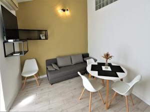 Apartments Helena - Superior One bedroom apartment with Balcony and Sea View - A2