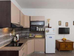 Apartments Olive - Comfort One Bedroom Apartment with Terrace and Sea View - Popolica 50