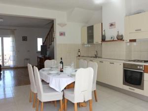 Apartments Villa Mu kat - Duplex Three Bedroom Apartment with Balcony Sea View VELIKI