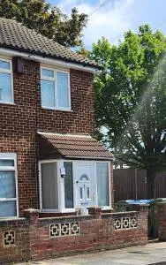 Amalia's Guest House - Abbey Wood