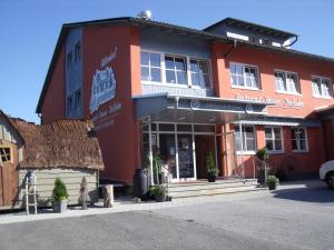 Pension Hüttendorf 49 gradnord