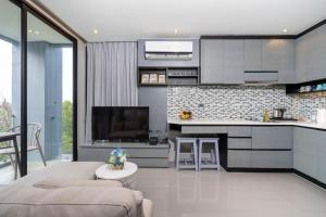 Tropical & Relaxing Stay at Tropics Kamala Suite CTG L304, Top Amenities, close to FantaSea and Café Del Mar Beach Club