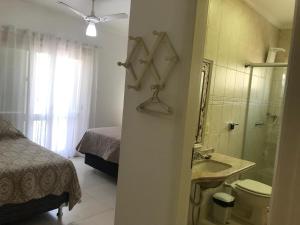 Apartamento cobertura com ampla sacada, mobiliado