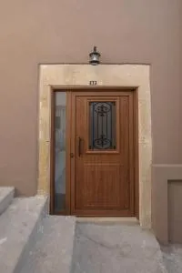 Gold Queen Apartment - Áyiai Paraskiaí