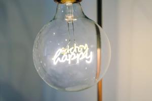 Incredible Home With Games Room, Sleeps 8, Parking Included, Perfect For Groups, Families, Contractors, Professionals