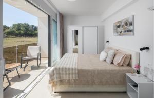 Lovely Home In Vrvari With Sauna