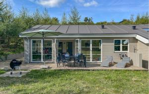 Gorgeous Home In Ebeltoft With Kitchen