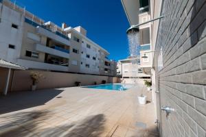 Villa Rica: Ap 1 quadra do Mar nos Ingleses YU2532