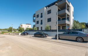 3 Bedroom Awesome Apartment In Kozino