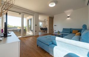 3 Bedroom Awesome Apartment In Kozino