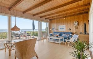 3 Bedroom Stunning Home In Frørup