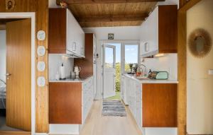 3 Bedroom Stunning Home In Frørup